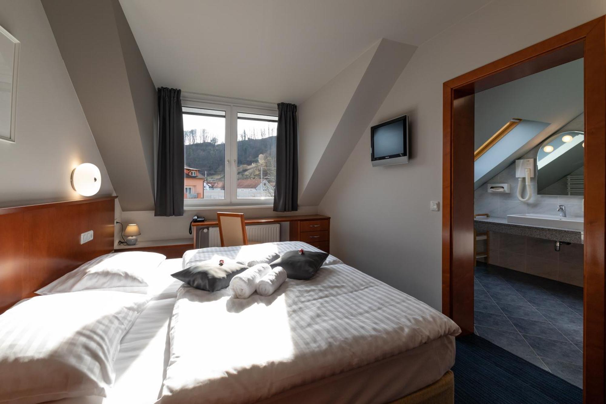 Hotel Spica Lasko Laško Quarto foto